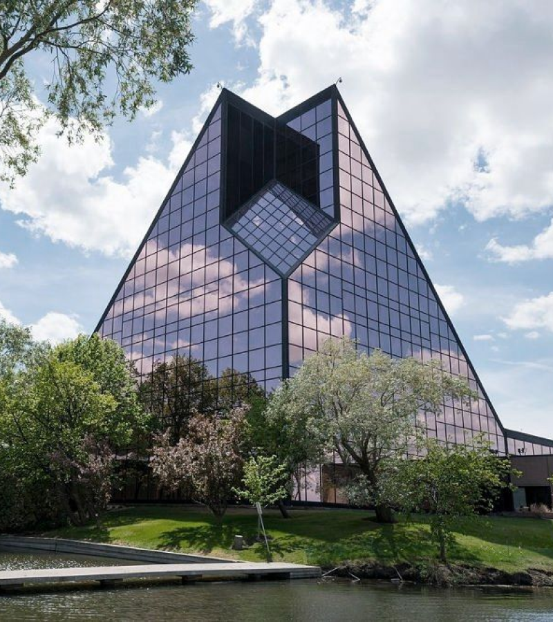 L’édifice de la Monnaie à Winnipeg. L’édifice de la Monnaie à Winnipeg.