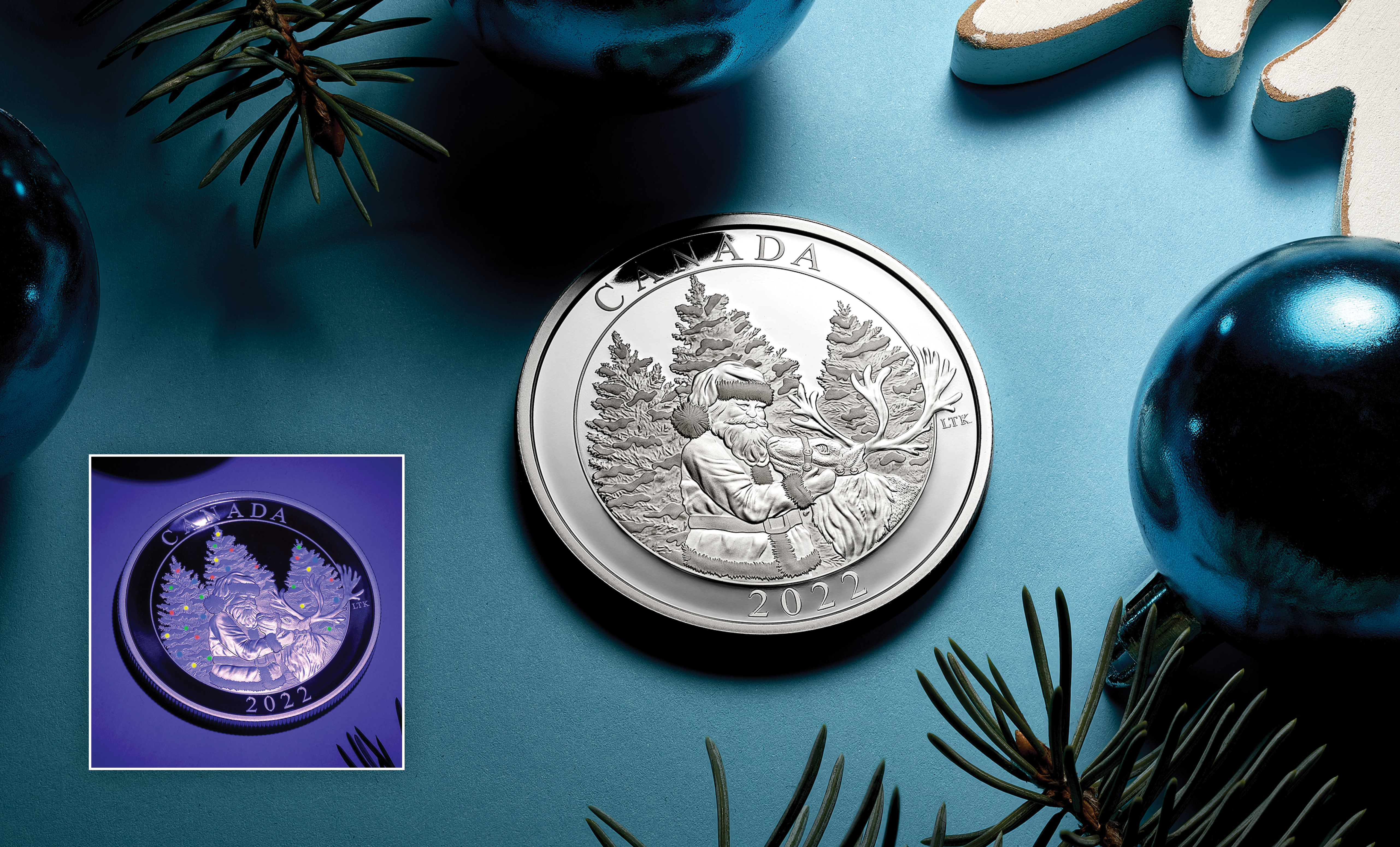 Pièce de 50 $ en argent pur – La magie des Fêtes Le père Noël et l’un de ses rennes insufflent tous deux un peu de magie à cette pièce en argent fin.