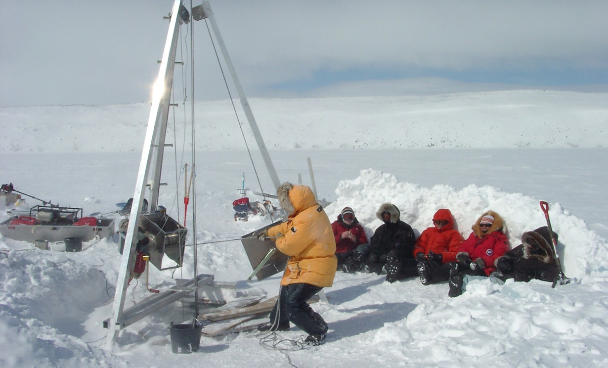 image 2007 winter expedition to Pingualuit Crater